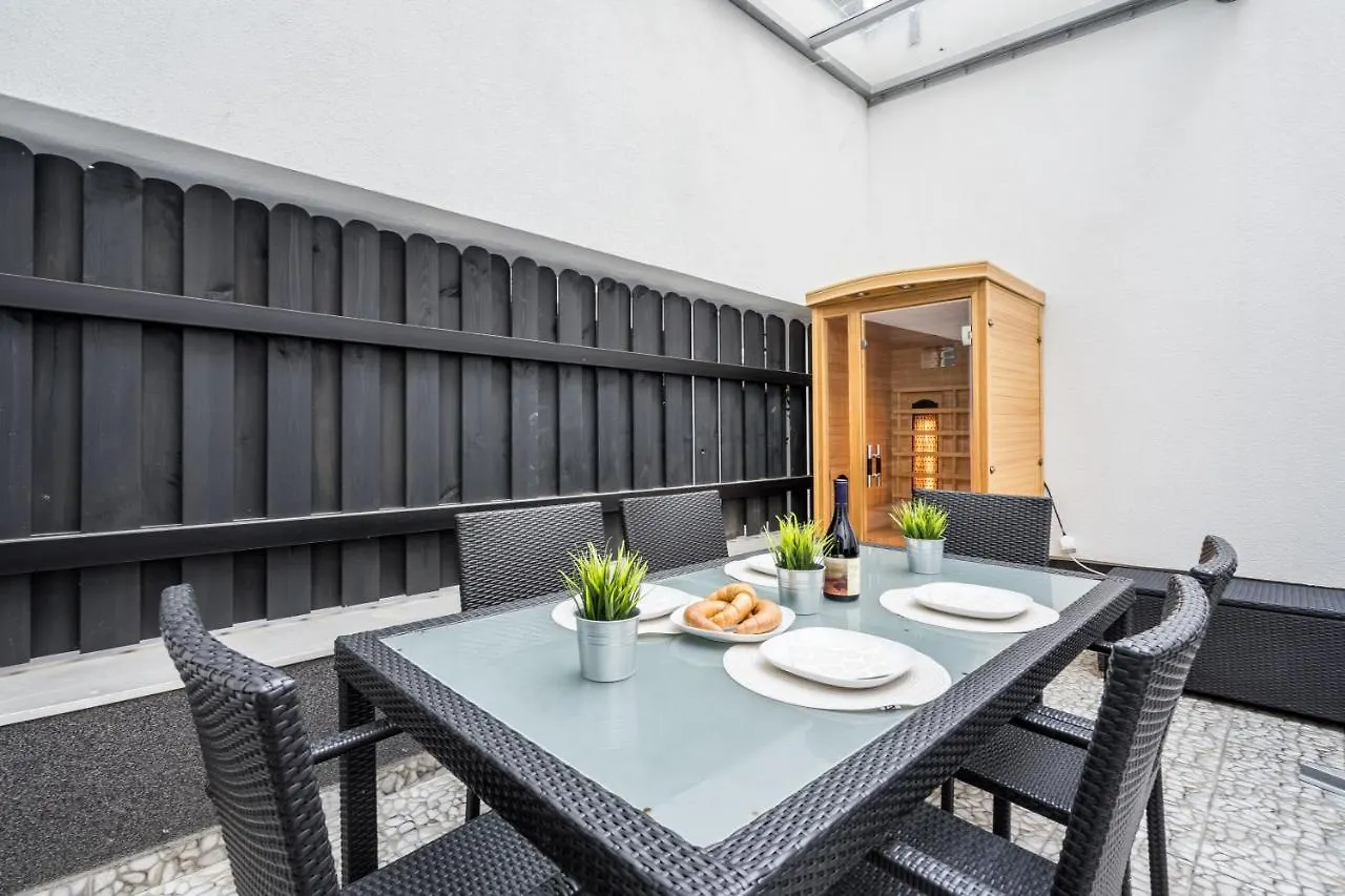 Bpr Elite Apartments - Sky Terrace Budapest 0*,  Hungría