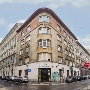  Appartement 3 Bedrooms Bright Flat In The Heart Of The -free Parking Need Reservation